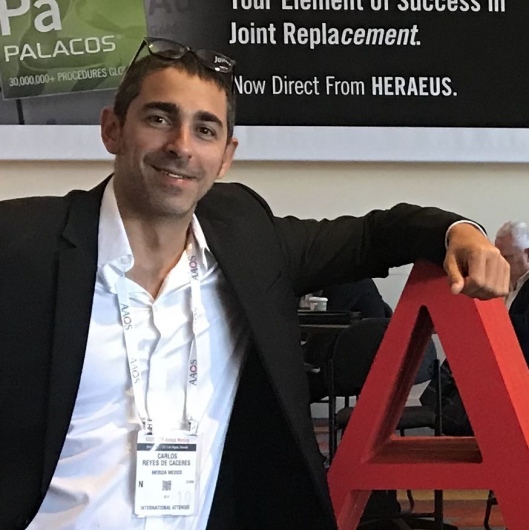 Dr. Carlos Reyes De Cáceres, Ortopedistas En Mérida
