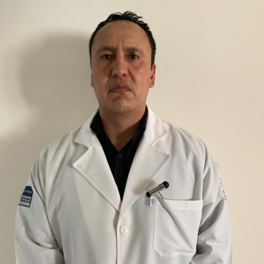 Dr. Juan José Luévano De La Cruz, Traumatólogo